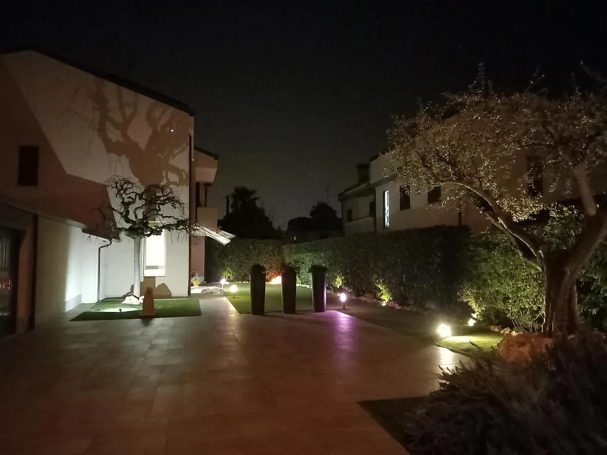 Bed and Breakfast Montevecchi13 Imola 0*,  Italien